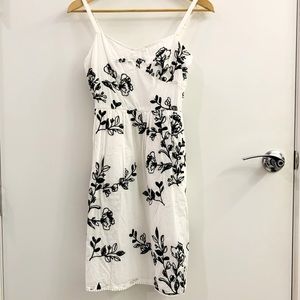 J Crew embroidered sun dress with pockets!